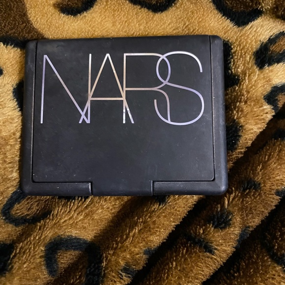 NARS Blush in super Orgasm used - Picture 2 of 4
